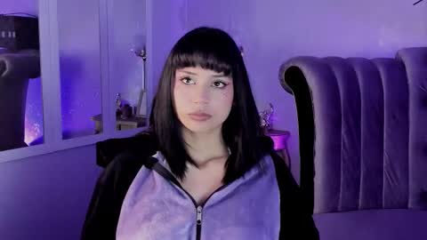 Seren  Follow me online show from 1, 10, 2025