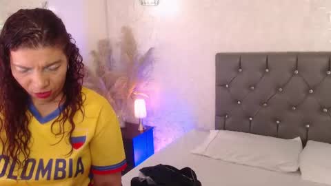 Snapshot of serena_houstonn chatting on 7, 7, 2026 Serena online show from 7, 7, 2026