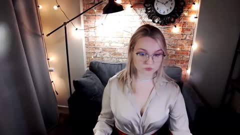 Snapshot of serena_johnsons chatting on 19, 2, 2026 Serena online show from 19, 2, 2026