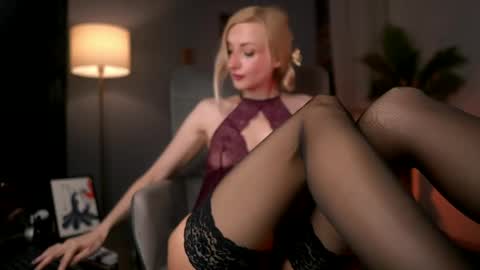 SerenaGrant online show from 14, 4, 2026