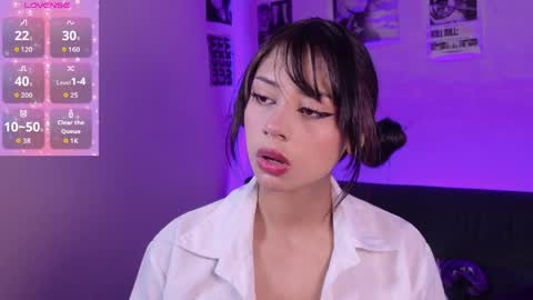 Snapshot of serenbleck chatting on 25, 4, 2026 Seren online show from 25, 4, 2026