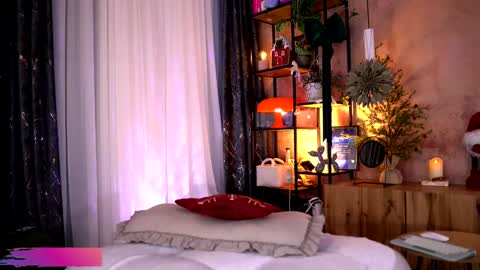 Serene Sophiex online show from 21, 12, 2025