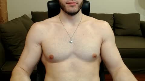 Snapshot of sergiotitan3271 chatting on 12, 4, 2026 Serg Superior online show from 12, 4, 2026