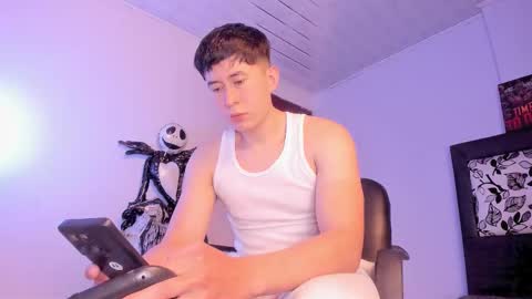 Snapshot of setsuna_10 chatting on 14, 11, 2025 david online show from 14, 11, 2025