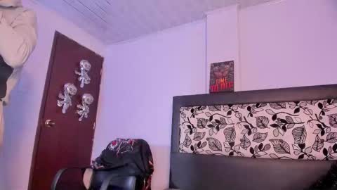 Snapshot of setsuna_10 chatting on 15, 11, 2025 david online show from 15, 11, 2025