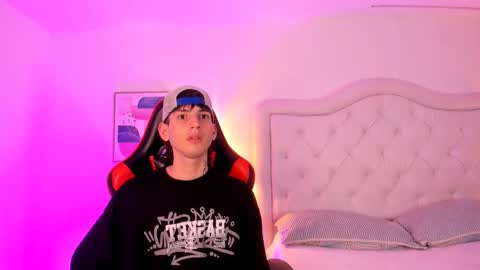 sett_and_gwen online show from 19, 1, 2025