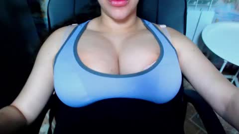 seu_cute online show from 9, 3, 2025