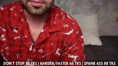 Snapshot of sex_boooy_girl chatting on 15, 12, 2025 sex_boooy_girl online show from 15, 12, 2025