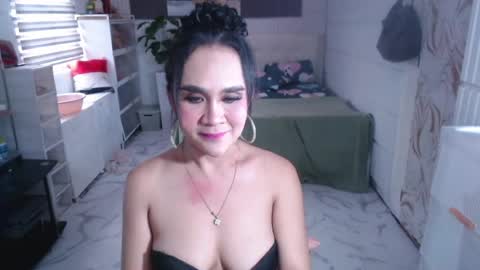 Snapshot of sexcum_trendingts_now chatting on 9, 7, 2026 MS Anna online show from 9, 7, 2026