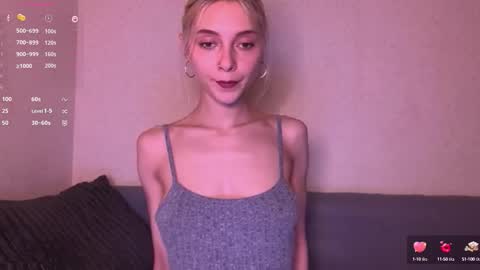 Snapshot of sexdrugg666 chatting on 29, 9, 2025 Dina online show from 29, 9, 2025