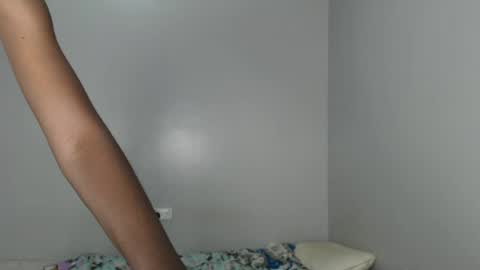 Snapshot of sexiestpunani chatting on 14, 6, 2026 petite baby online show from 14, 6, 2026
