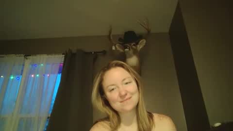 Snapshot of sexiirose22 chatting on 18, 1, 2026 Rose online show from 18, 1, 2026