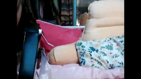 sexkitten982 online show from 1, 12, 2025