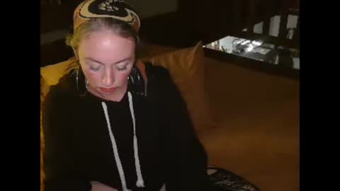 Trixy Rose online show from 11, 2, 2026