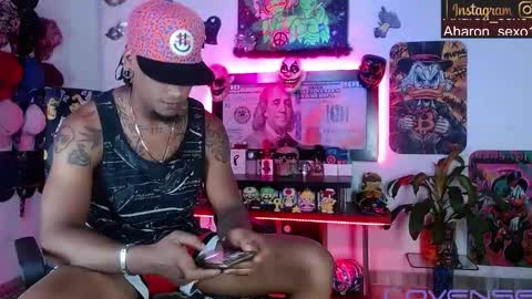 Snapshot of sexo_aharon chatting on 10, 2, 2026 Aharon ravelo online show from 10, 2, 2026