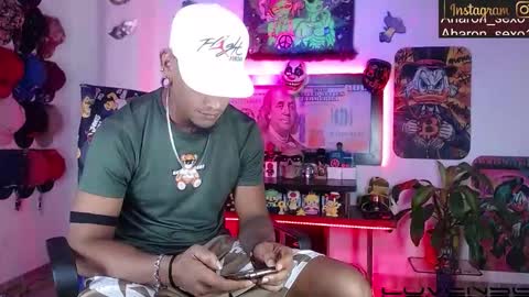 Snapshot of sexo_aharon chatting on 16, 2, 2026 Aharon ravelo online show from 16, 2, 2026