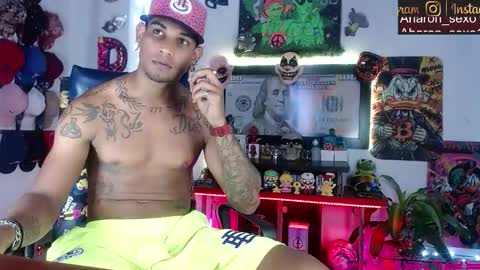 Snapshot of sexo_aharon chatting on 26, 2, 2026 Aharon ravelo online show from 26, 2, 2026