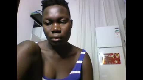 Snapshot of sexqueen02 chatting on 3, 2, 2025 sexqueen02 online show from 3, 2, 2025