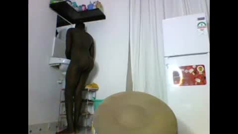 Snapshot of sexqueen02 chatting on 4, 2, 2025 sexqueen02 online show from 4, 2, 2025