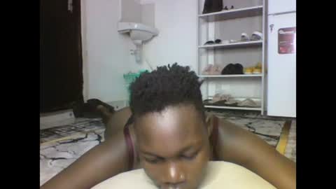 Snapshot of sexqueen02 chatting on 27, 2, 2025 sexqueen02 online show from 27, 2, 2025