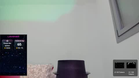 Snapshot of sexual_queen chatting on 22, 10, 2025 Marilyn online show from 22, 10, 2025