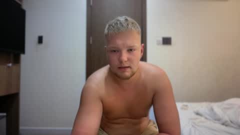 Snapshot of sexual_sbotage chatting on 6, 6, 2026 Max Leman online show from 6, 6, 2026