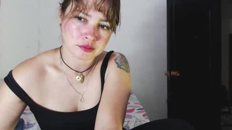 Snapshot of sexwwoman chatting on 9, 11, 2025 CHIARA online show from 9, 11, 2025