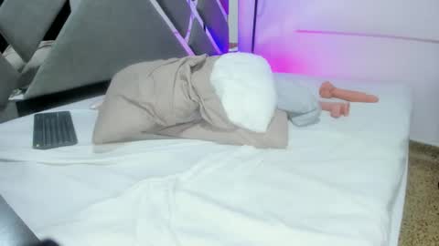 sexxchubby online show from 10, 3, 2026