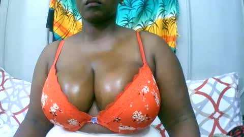 sexxi_ebony online show from 19, 12, 2025
