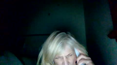 Snapshot of sexxileeah42o chatting on 9, 3, 2026 Leeah CloudZzz online show from 9, 3, 2026