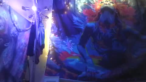 Leeah CloudZzz online show from 27, 6, 2026