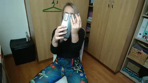 sexxxycrystali online show from 29, 10, 2025