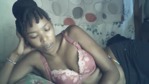 sexxy_curvy23 online show from 7, 3, 2026