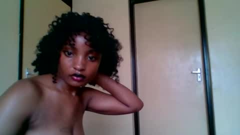 Snapshot of sexxy_daisyy chatting on 24, 3, 2026 sexxy_daisyy online show from 24, 3, 2026