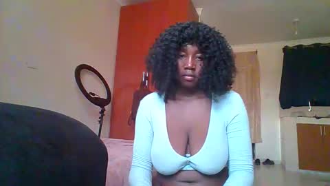 Snapshot of sexxy_thick_ebony chatting on 9, 9, 2025 Sweet doll online show from 9, 9, 2025