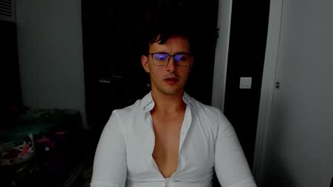 Sexxymuscles4U online show from 7, 10, 2025