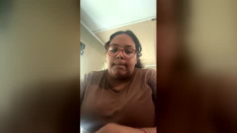 sexxyylola online show from 16, 4, 2026