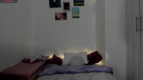 Snapshot of sexy_and_naughty_girl chatting on 18, 3, 2026 Lucy Annyy online show from 18, 3, 2026