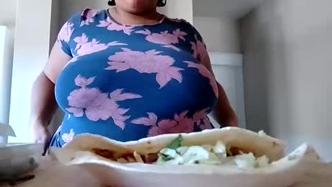 Snapshot of sexy_bbw93 chatting on 21, 10, 2025 sexy_bbw93 online show from 21, 10, 2025