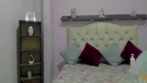 sexy_candy18x online show from 19, 1, 2026