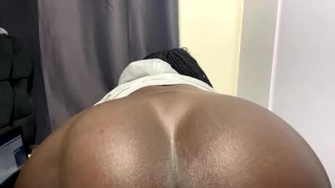 sexy_chocolate001 online show from 25, 5, 2026