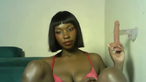 Snapshot of sexy_chocoy05 chatting on 5, 2, 2026 sexy_chocoy05 online show from 5, 2, 2026