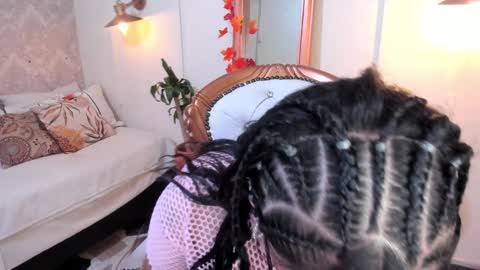 Snapshot of sexy_cristall chatting on 31, 12, 2024 C R I S T A L online show from 31, 12, 2024