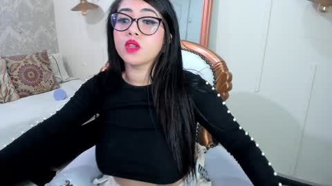 Snapshot of sexy_cristall chatting on 22, 1, 2025 C R I S T A L online show from 22, 1, 2025