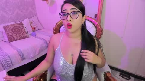 Snapshot of sexy_cristall chatting on 1, 3, 2025 C R I S T A L online show from 1, 3, 2025
