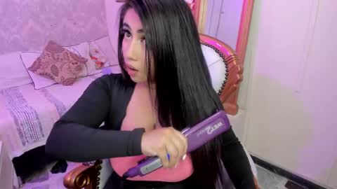 Snapshot of sexy_cristall chatting on 4, 3, 2025 C R I S T A L online show from 4, 3, 2025