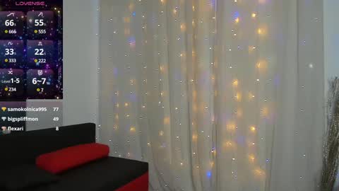 Snapshot of sexy_emeli chatting on 6, 1, 2025 MY ONLYFANS page is back - online show from 6, 1, 2025