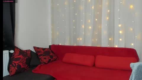 Snapshot of sexy_emeli chatting on 24, 10, 2025 MY ONLYFANS page is back - online show from 24, 10, 2025