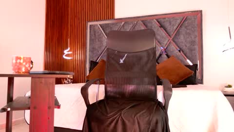 Dafne online show from 17, 2, 2026