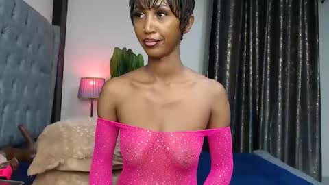 larisa online show from 16, 12, 2025